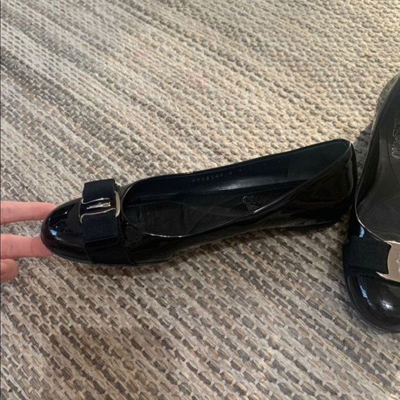 Ferragamo flats - Picture 4 of 4